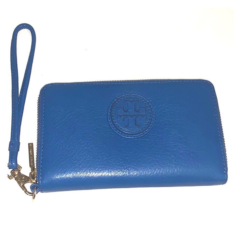 New Tory Burch Wristlet with tags